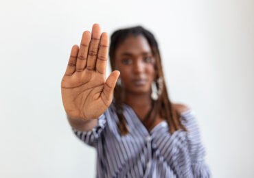 Bahia: lei proíbe que condenados por racismo assumam cargos públicos